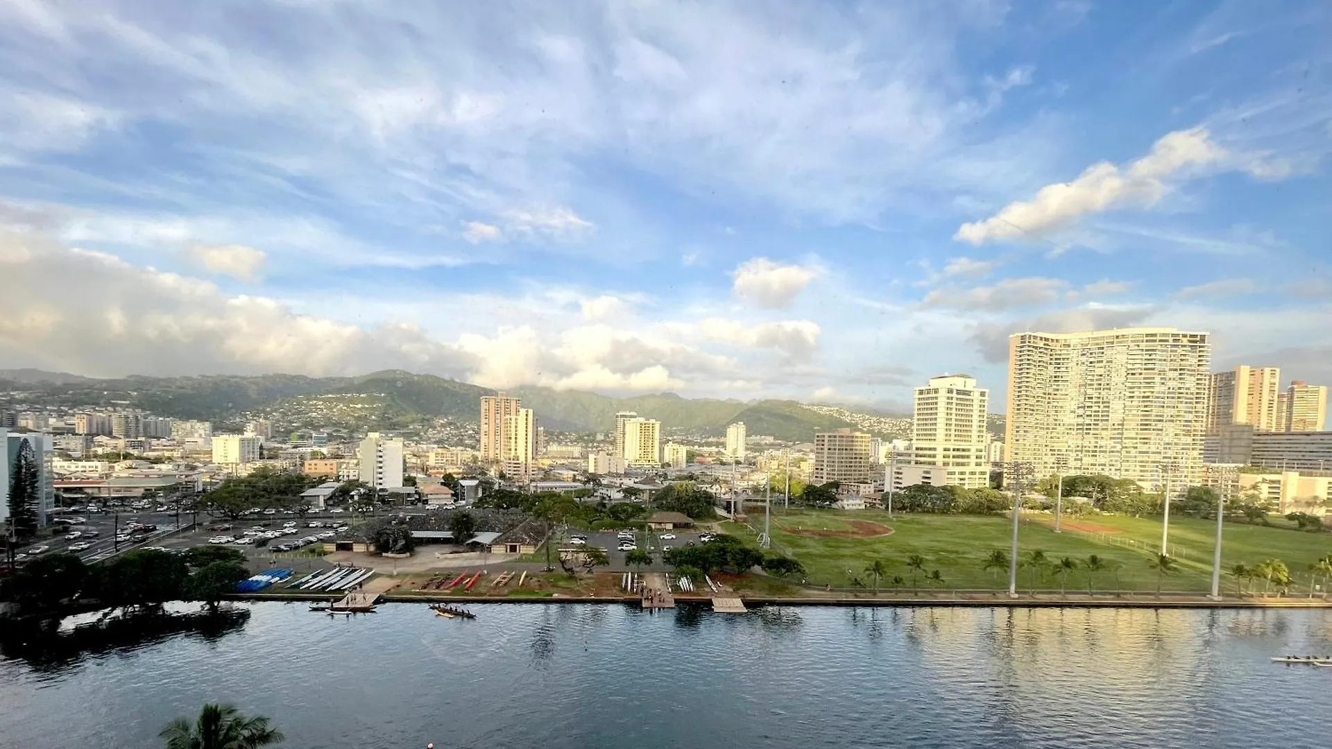 Ocean Canal Mountain View Steps From Waikiki Beach 6Person 檀香山 公寓